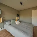 Terrasse, Appartement Renove Dans Le 15E Arr